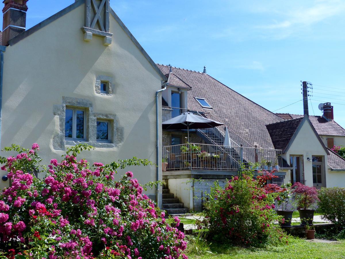 Val De La Nef Bed & Breakfast Joux-la-Ville Exterior photo